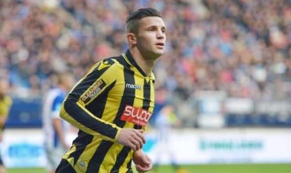 官宣喜讯！东契奇二娃出生引热议 湖人官方祝贺詹姆斯发声：恭喜兄弟