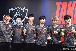 基耶利尼：相信伊尔迪兹会留队很多年；DV9受伤不会影响引援