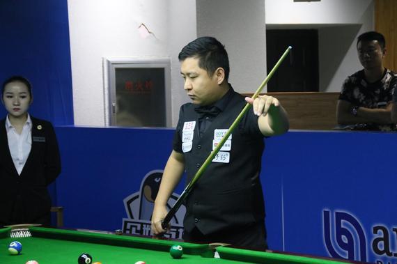 里夫斯本赛季有3次单场15+罚球，追平SGA并列联盟第二多